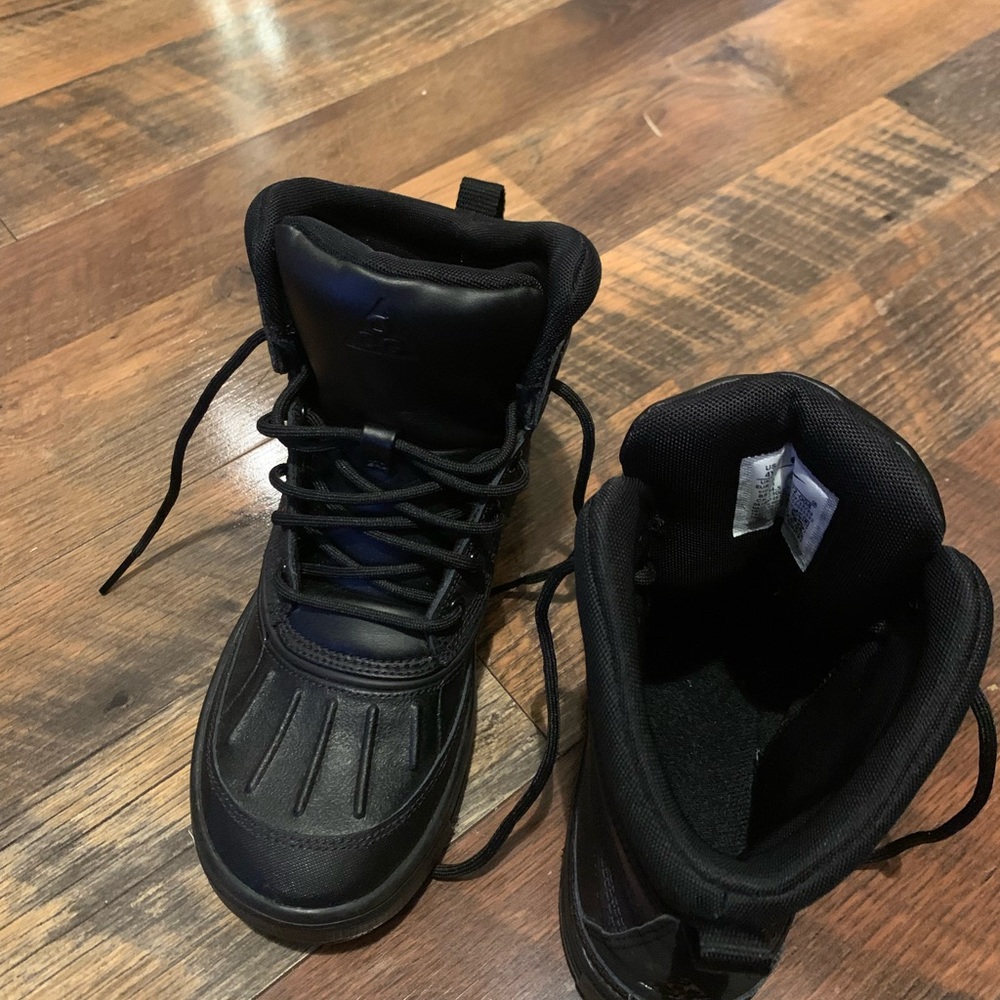 Black Lace-Up Boots